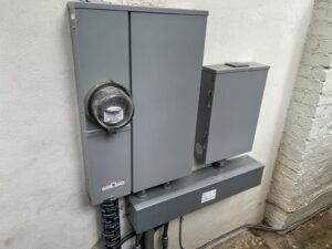 200 amp electrical panel and meter upgrade in Los Angeles